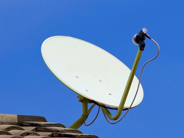 The Superiority of Satellite TV Over Cable: Unveiling Unbeatable Entertainment