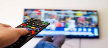 The Pros and Cons of Smart TVs: Is It Worth the Investment?