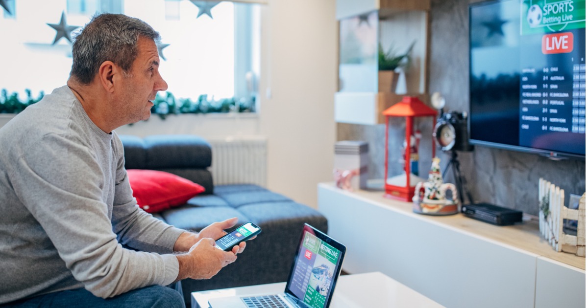 DirecTV Internet Review : The Pros and Cons
