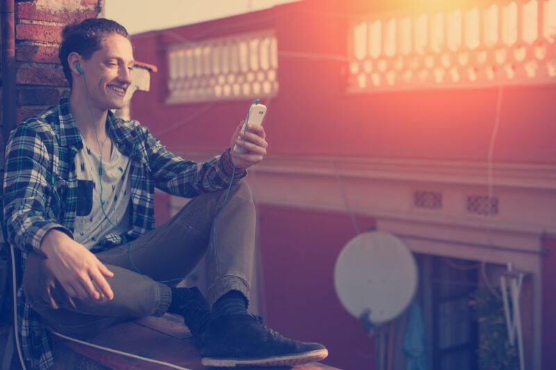 Best Cable Alternatives For Music Lovers