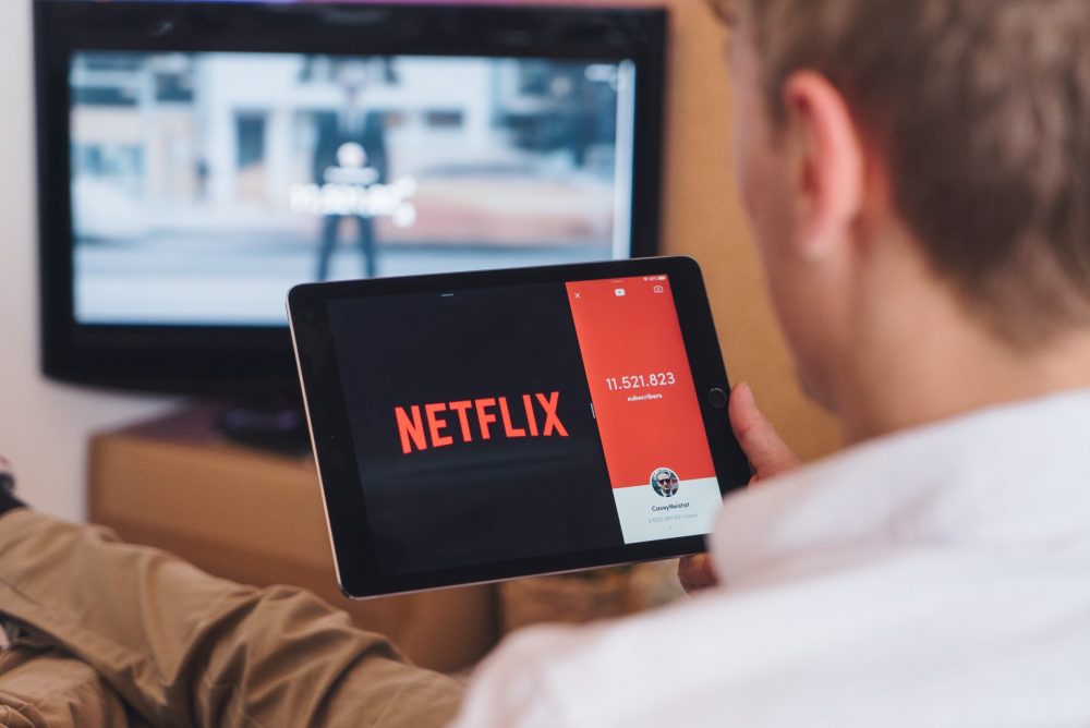 Choosing  Between Cable and Streaming TV
