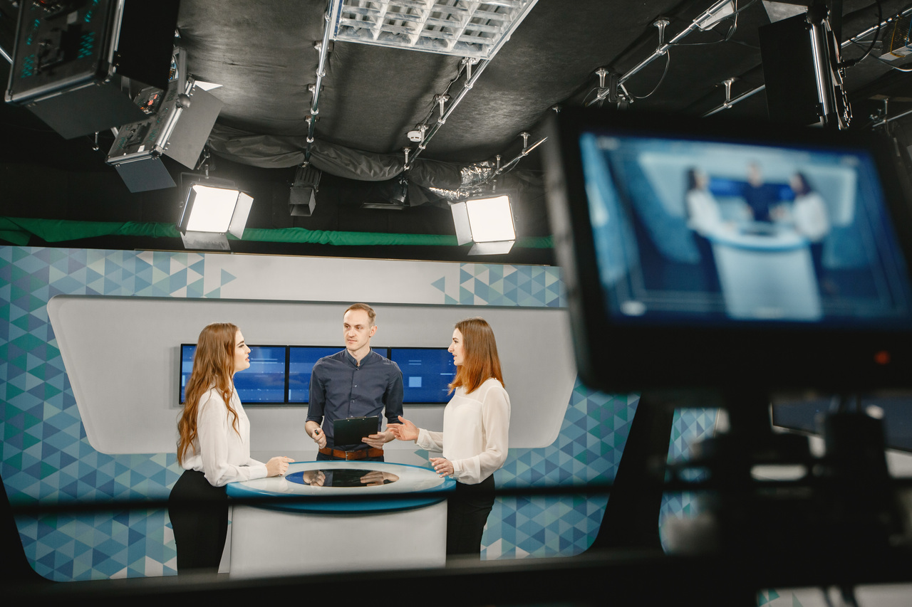 Stay in the Know: Unveiling the Top News Channels for Informed Minds