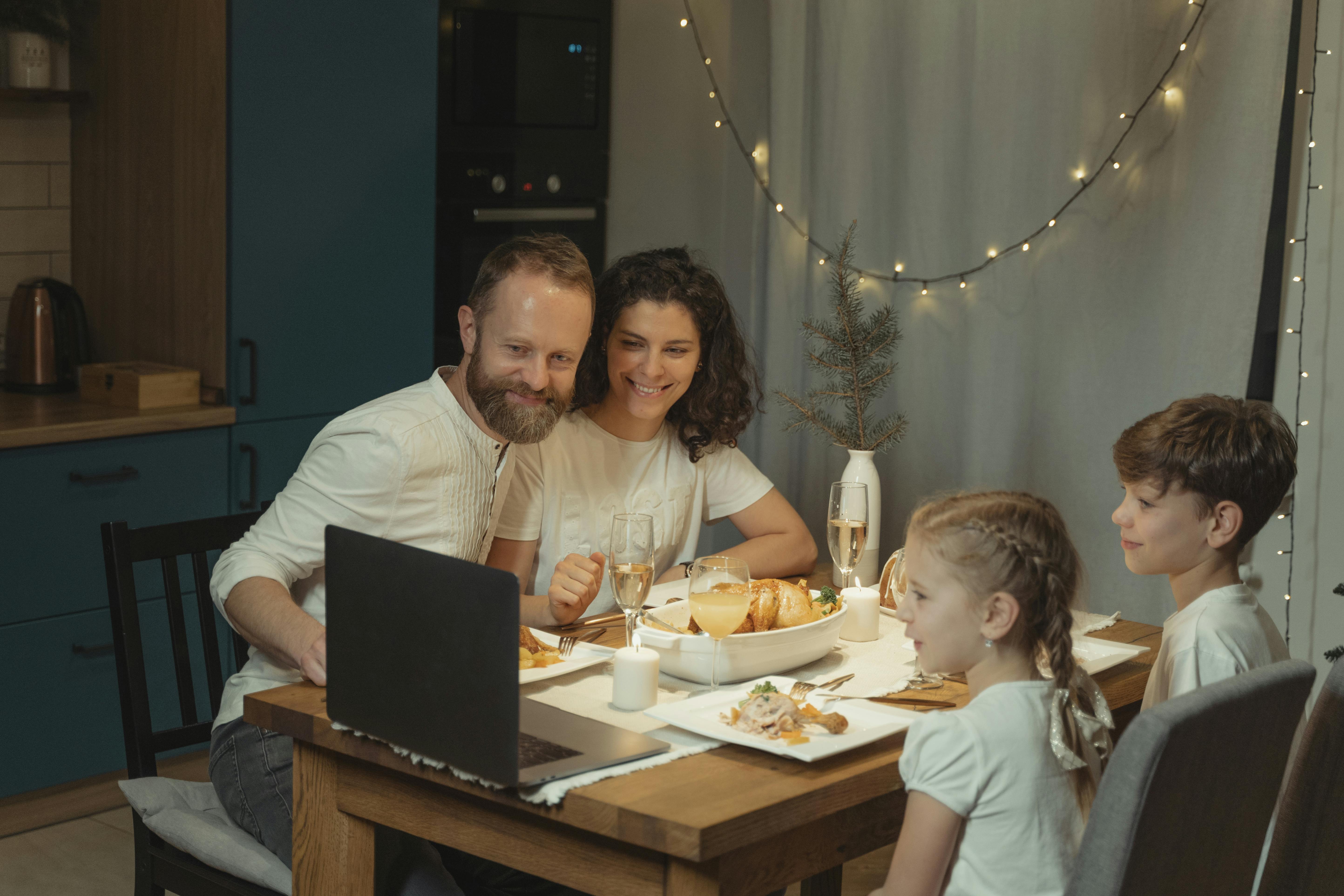 Top Internet Deals to Watch Out for This 2025 Holiday Season